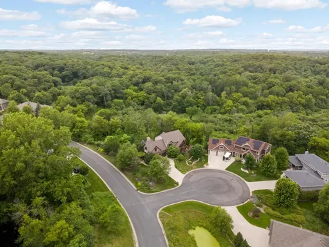 15270 Branch Circle Lakeville MN 55306