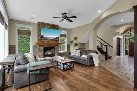 15270 Branch Circle Lakeville MN 55306