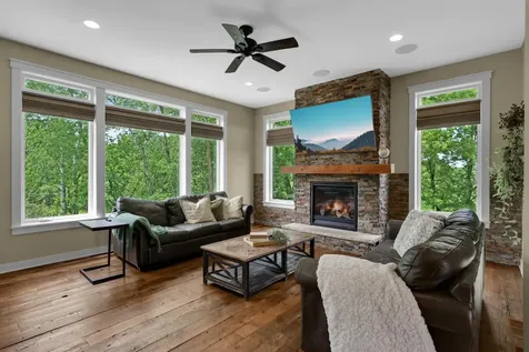 15270 Branch Circle Lakeville MN 55306