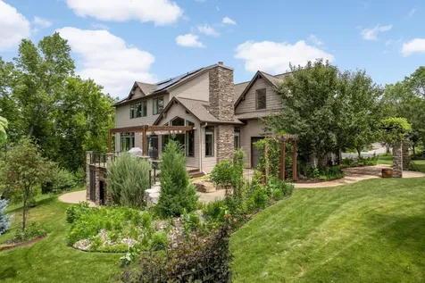 15270 Branch Circle Lakeville MN 55306