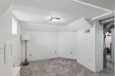 394 Dewey Street Saint Paul MN 55104