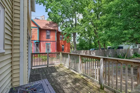 394 Dewey Street Saint Paul MN 55104
