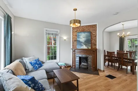 394 Dewey Street Saint Paul MN 55104