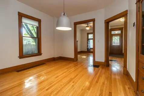 119 Isabel Street E Saint Paul MN 55107