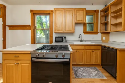 119 Isabel Street E Saint Paul MN 55107