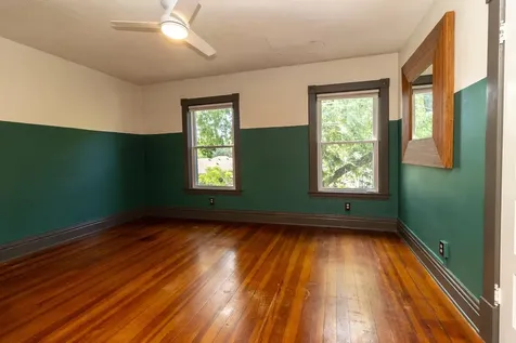 119 Isabel Street E Saint Paul MN 55107