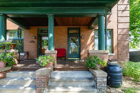 119 Isabel Street E Saint Paul MN 55107