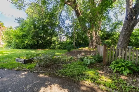 119 Isabel Street E Saint Paul MN 55107