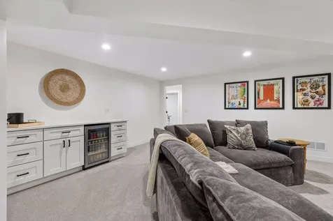 7401 W Shore Drive Edina MN 55435