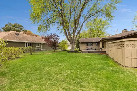 7401 W Shore Drive Edina MN 55435