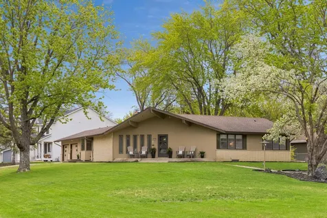 7401 W Shore Drive Edina MN 55435