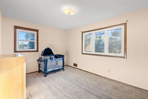 2904 Silver Lake Court NE Saint Anthony MN 55421