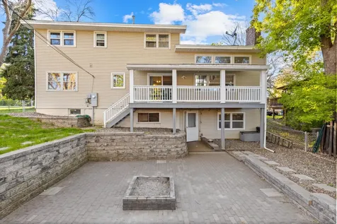 2904 Silver Lake Court NE Saint Anthony MN 55421