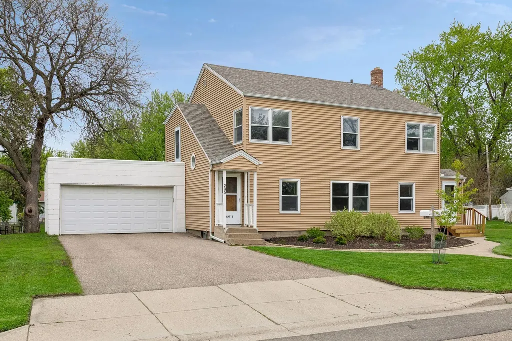 235 Dakota Street West Saint Paul MN 55118