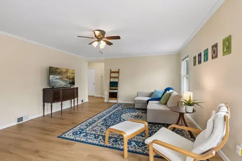 235 Dakota Street West Saint Paul MN 55118