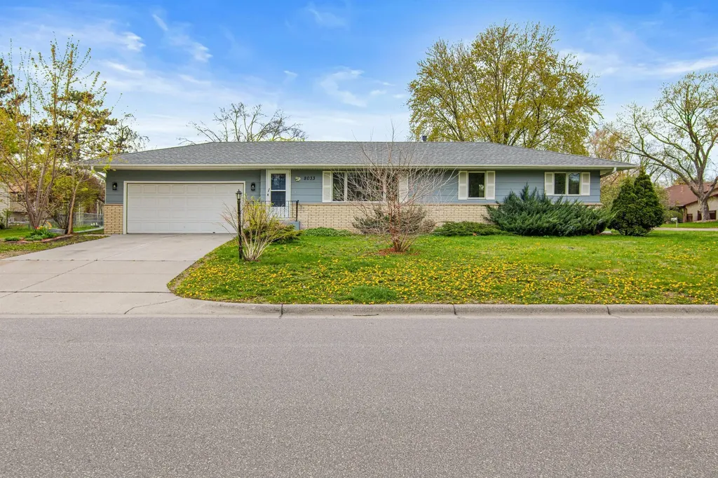 8033 Georgia Avenue N Brooklyn Park MN 55445