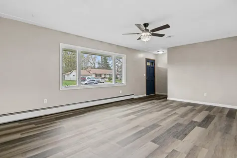 8033 Georgia Avenue N Brooklyn Park MN 55445
