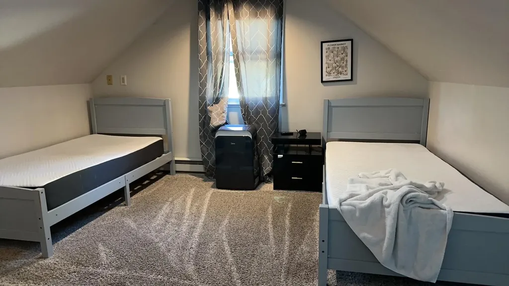 1273 Juno Avenue Saint Paul MN 55116