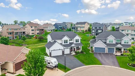 19934 Hiawatha Court Lakeville MN 55044