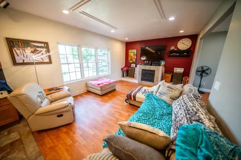 8229 10th Street SW Byron MN 55920