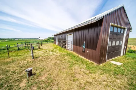 8229 10th Street SW Byron MN 55920