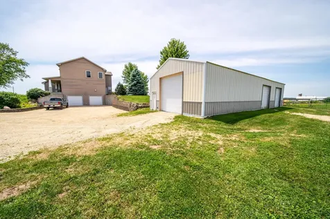 8229 10th Street SW Byron MN 55920