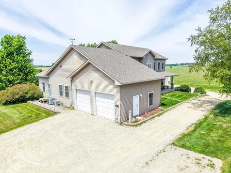 8229 10th Street SW Byron MN 55920