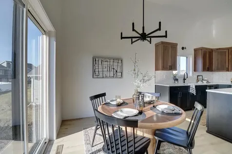 6826 Selkirk Drive S Fargo ND 58104