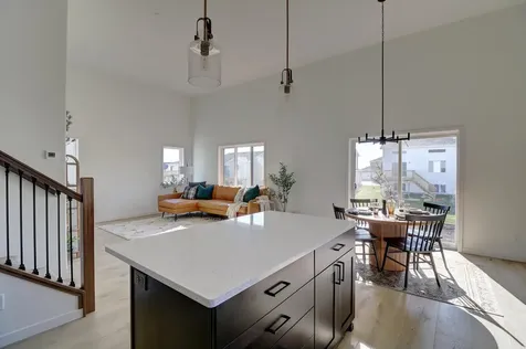 6826 Selkirk Drive S Fargo ND 58104