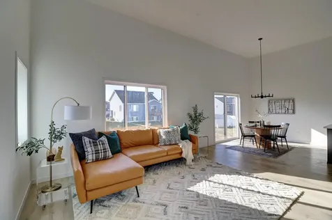 6826 Selkirk Drive S Fargo ND 58104