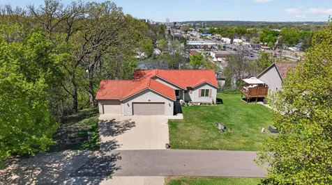 95 22nd Street SW Rochester MN 55902