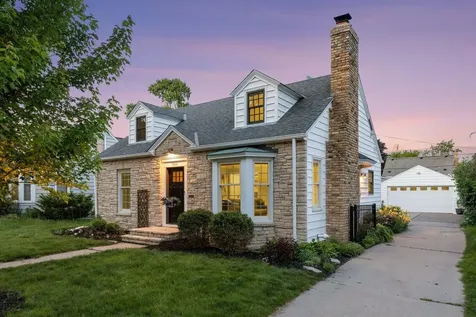 5821 Colfax Avenue S Minneapolis MN 55419
