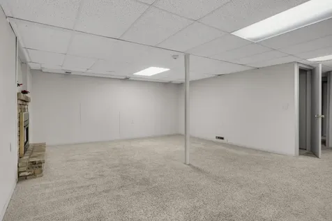 1616 Circle Drive Burnsville MN 55337