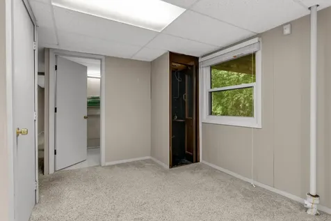 1616 Circle Drive Burnsville MN 55337