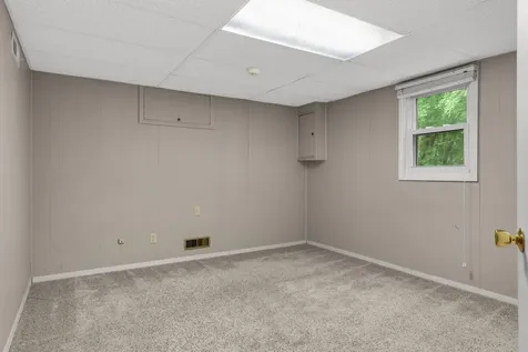 1616 Circle Drive Burnsville MN 55337
