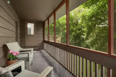 1616 Circle Drive Burnsville MN 55337