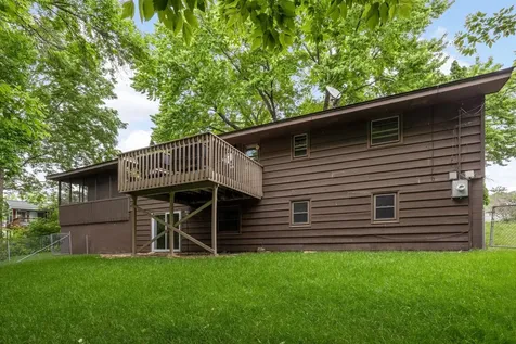 1616 Circle Drive Burnsville MN 55337