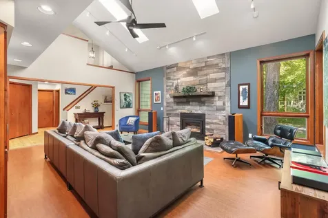 6365 Virginia Drive Victoria MN 55331