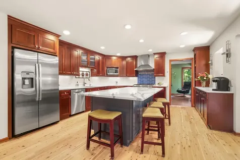 6365 Virginia Drive Victoria MN 55331