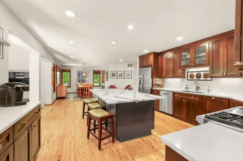 6365 Virginia Drive Victoria MN 55331