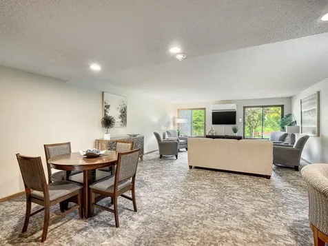 2455 Londin Lane E Maplewood MN 55119