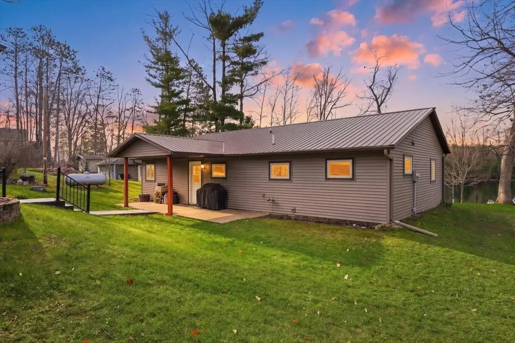 186 154th Avenue Beaver Twp WI 54889