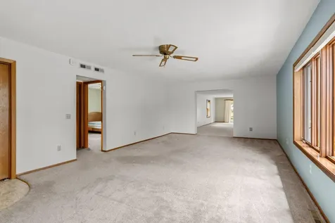 21443 160th Street New Richland MN 56072