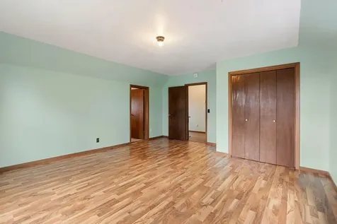 21443 160th Street New Richland MN 56072