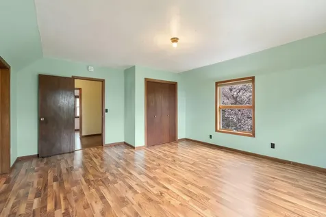 21443 160th Street New Richland MN 56072