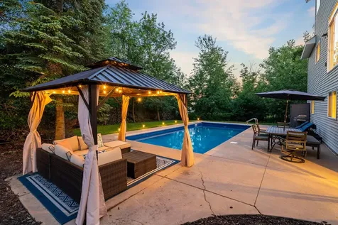 3034 130th Court NE Blaine MN 55449