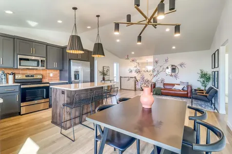6736 Selkirk Drive S Fargo ND 58104
