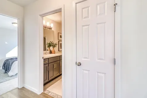6736 Selkirk Drive S Fargo ND 58104