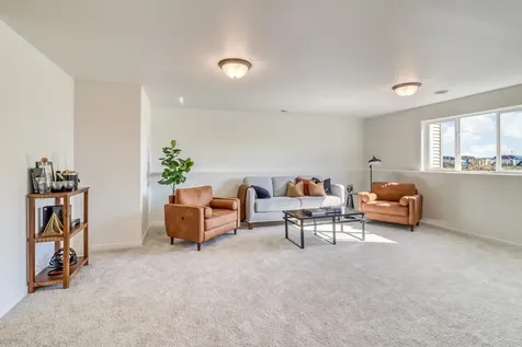 6736 Selkirk Drive S Fargo ND 58104