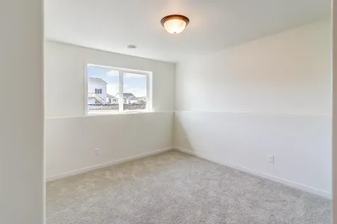 6736 Selkirk Drive S Fargo ND 58104